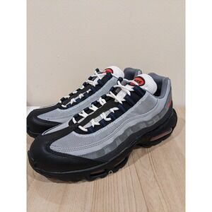 Nike Air Max 95 Men's Size 9.5 Black‎ Track Red Anthracite DM0011-007 NWT